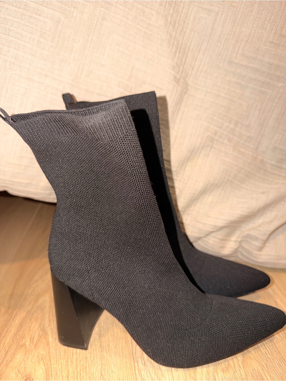 Journee Collection Noralinn Black Knit Block Heel Sock Booties - Size 8 WIDE